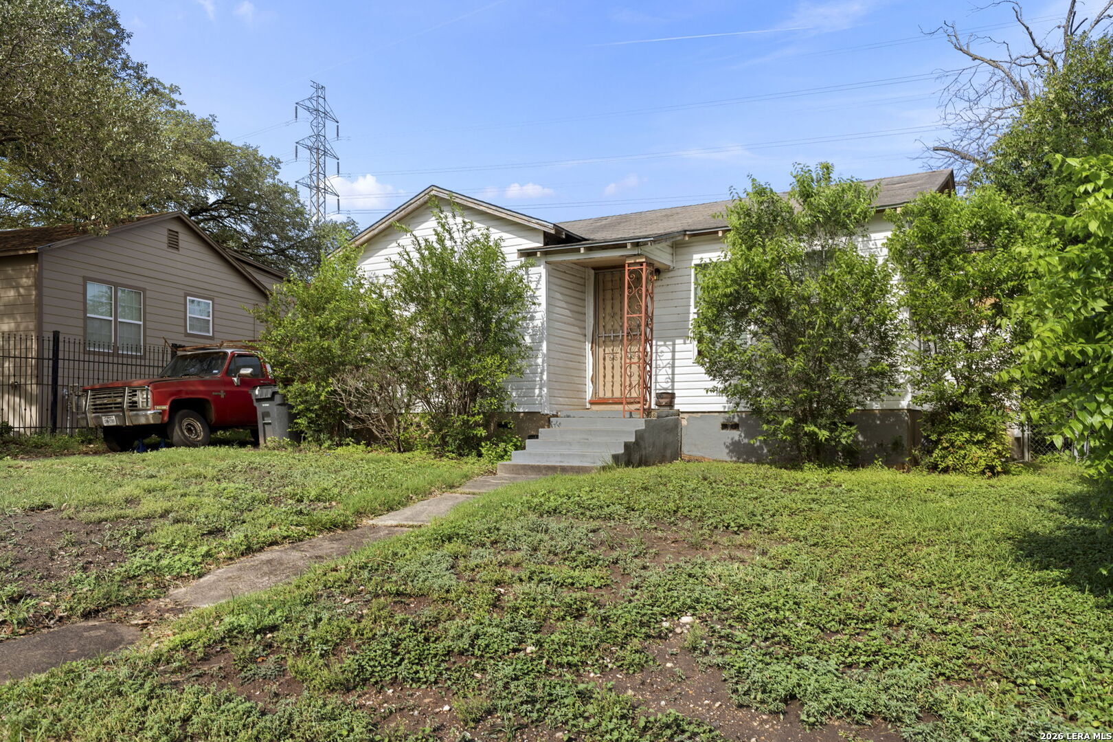 main property photo 2