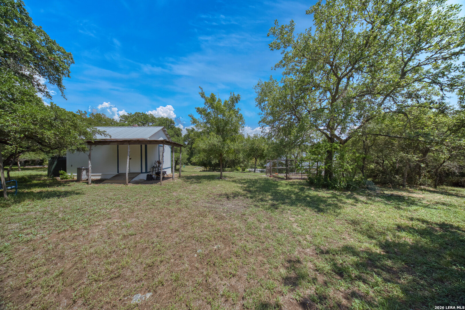 main property photo 13