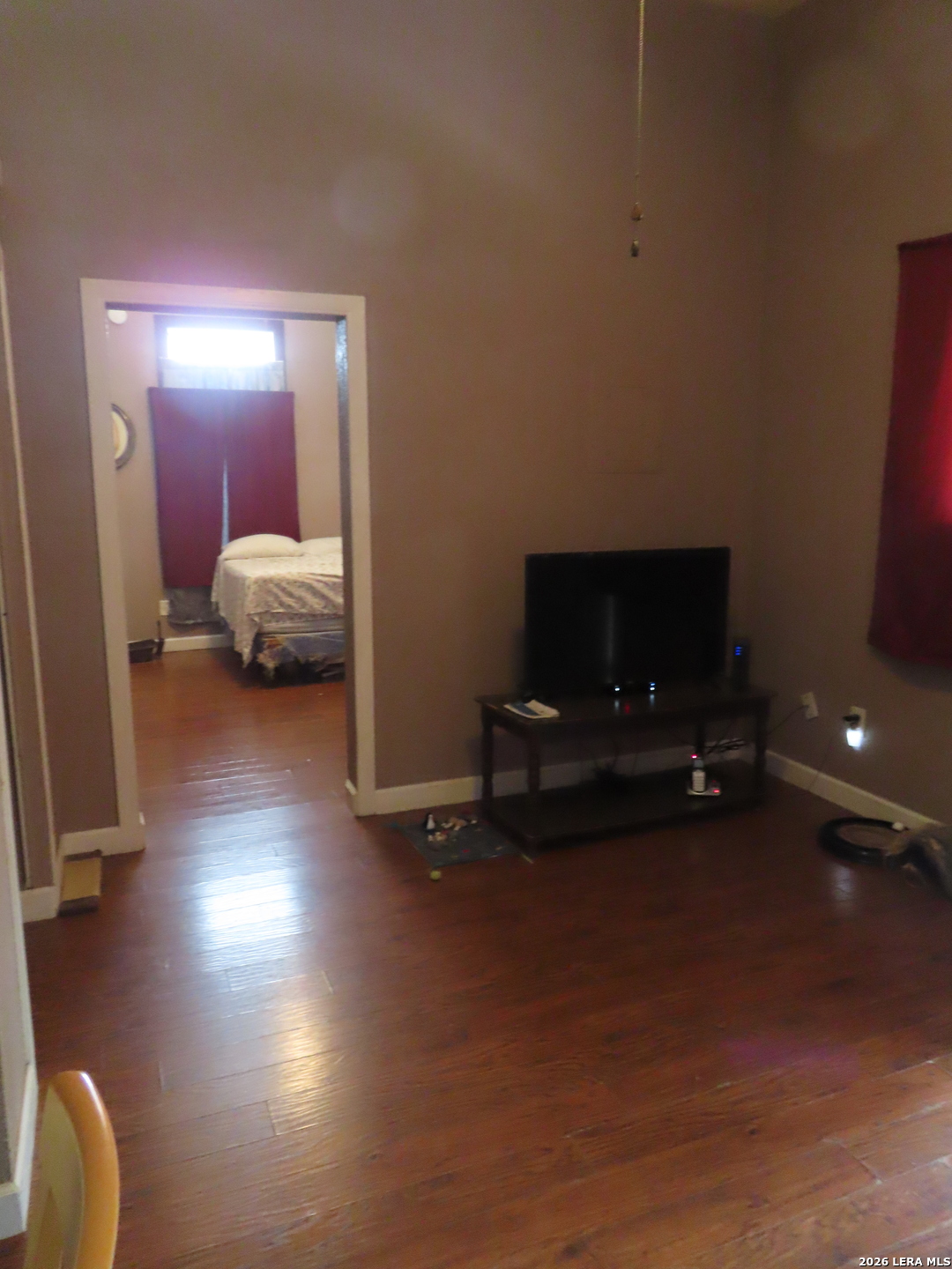 main property photo 8