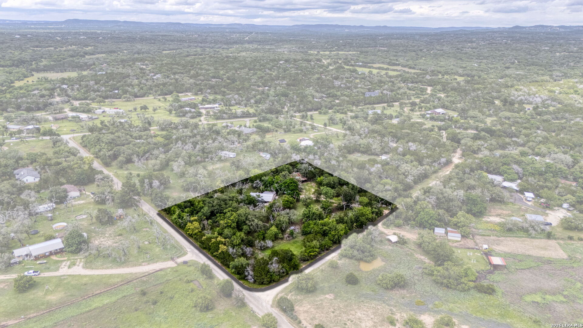 main property photo 37