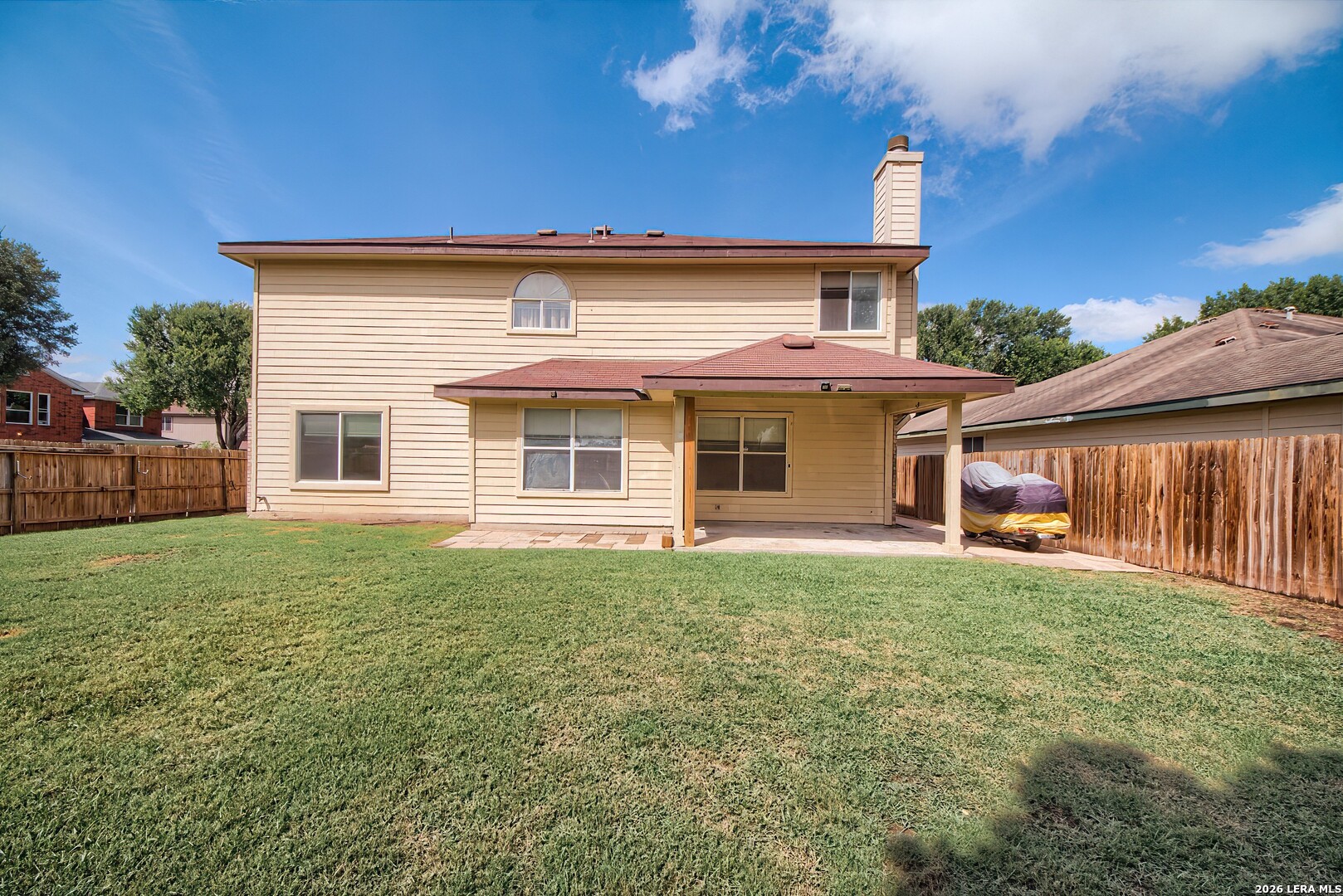 main property photo 23