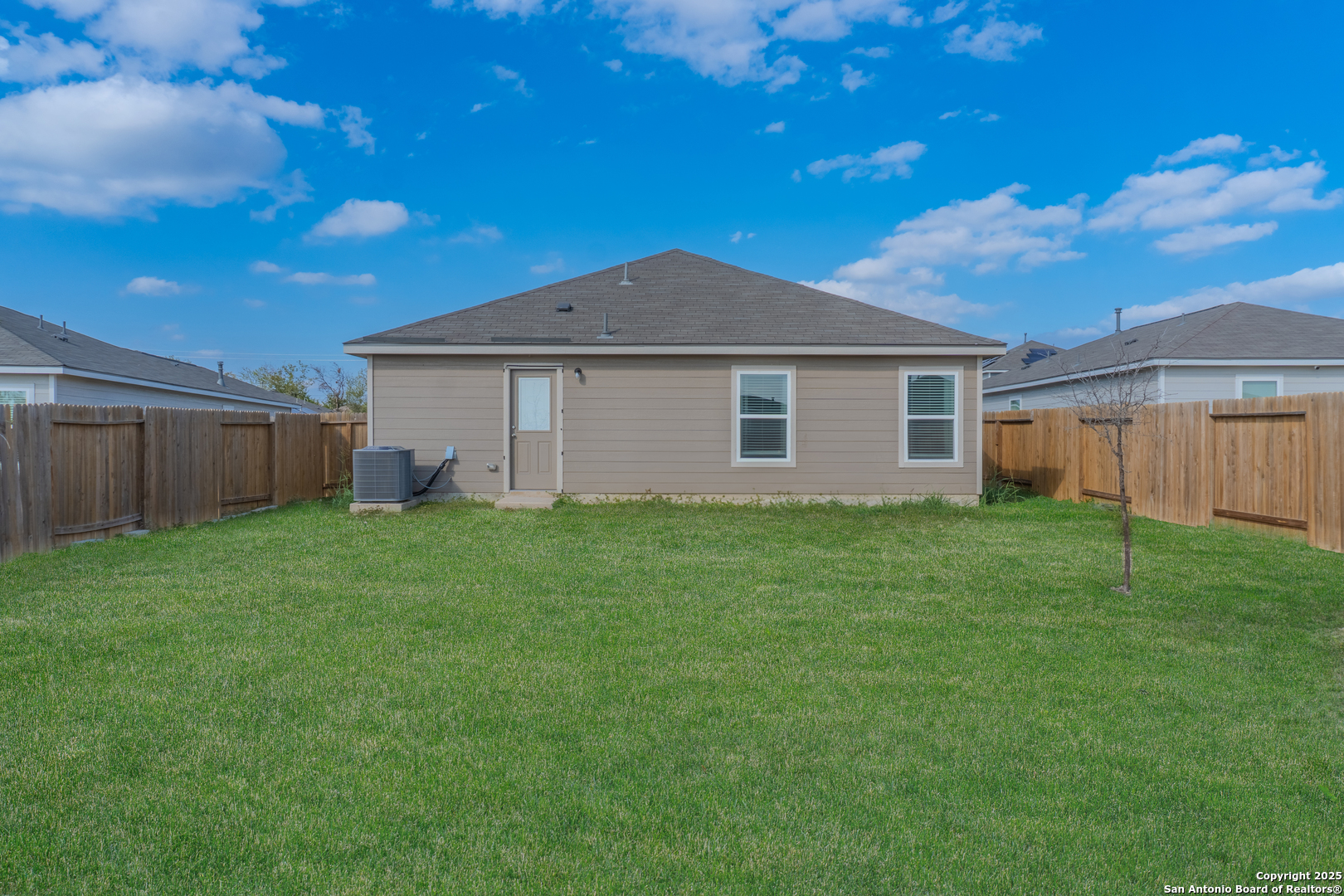 main property photo 24