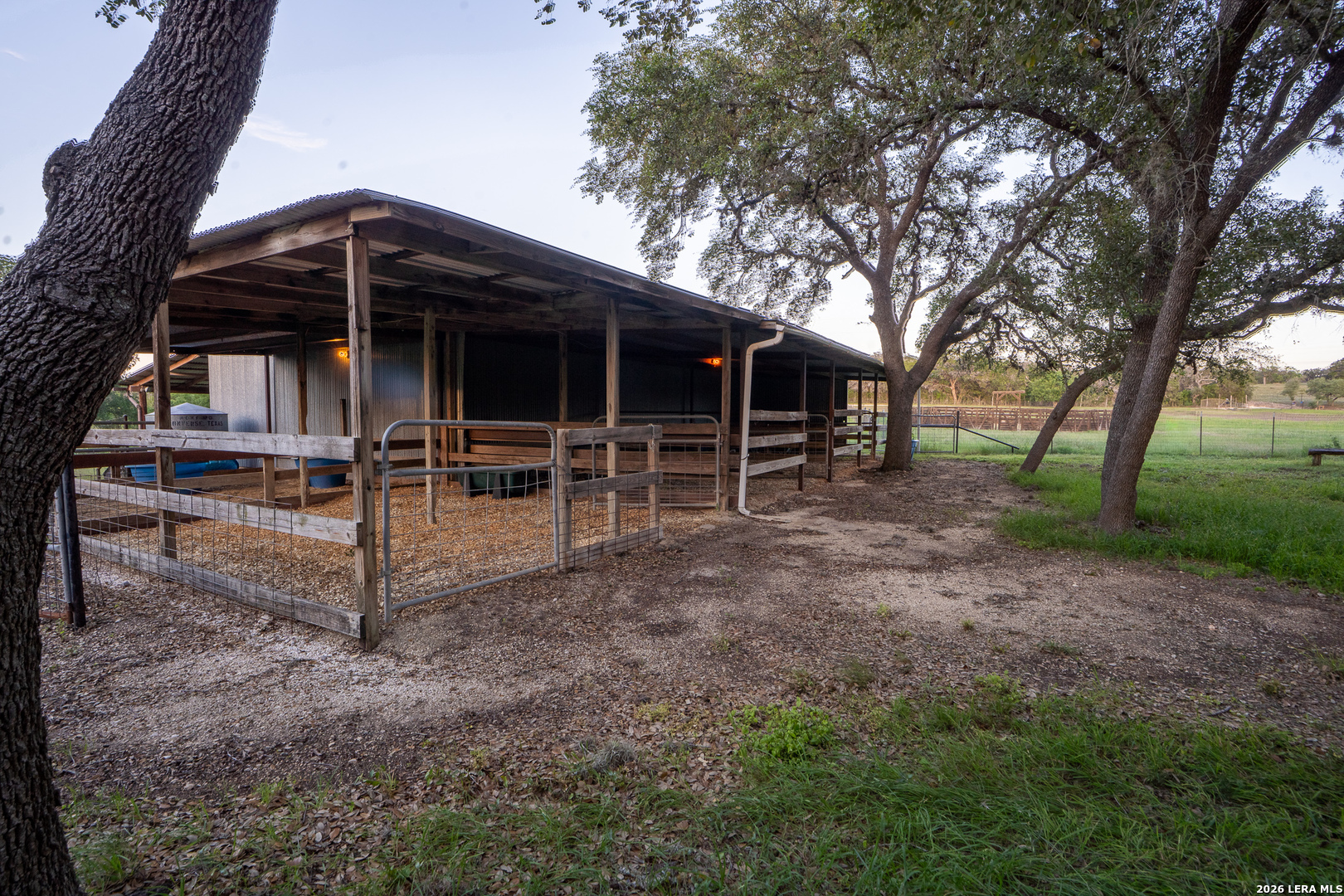 main property photo 22