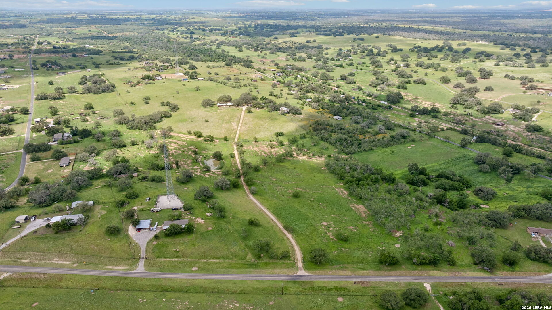 main property photo 40