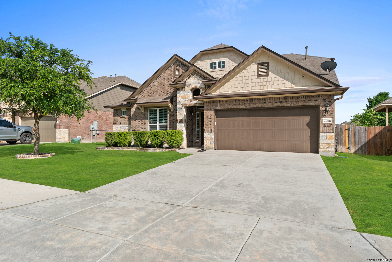 main property photo 2
