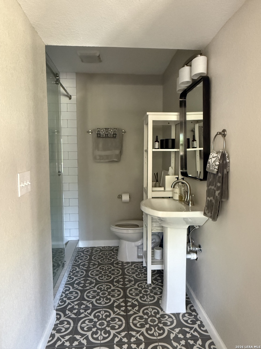 main property photo 54