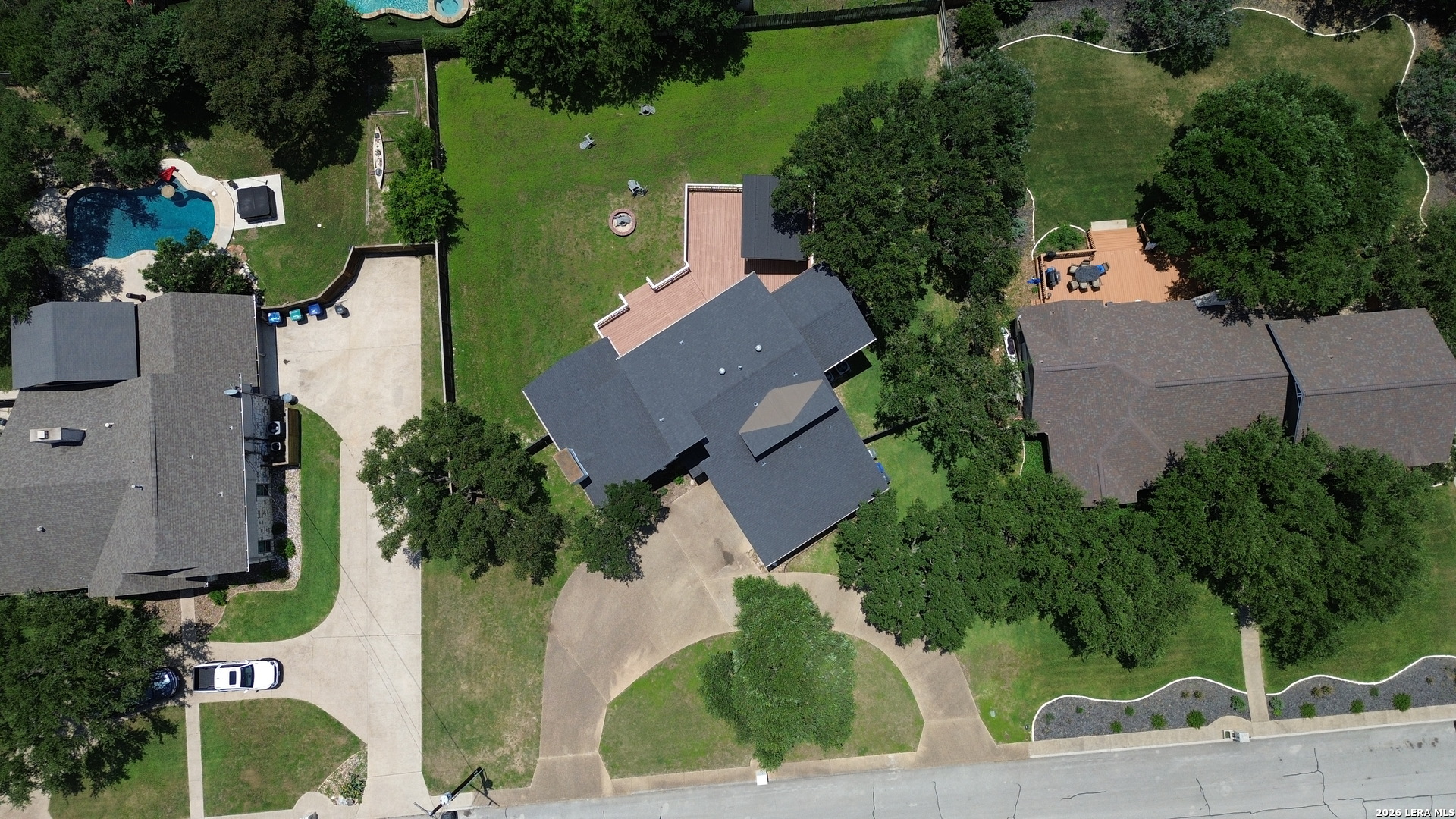 main property photo 75