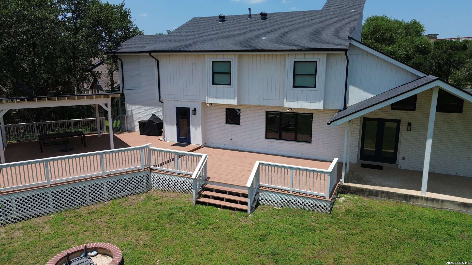 main property photo 81