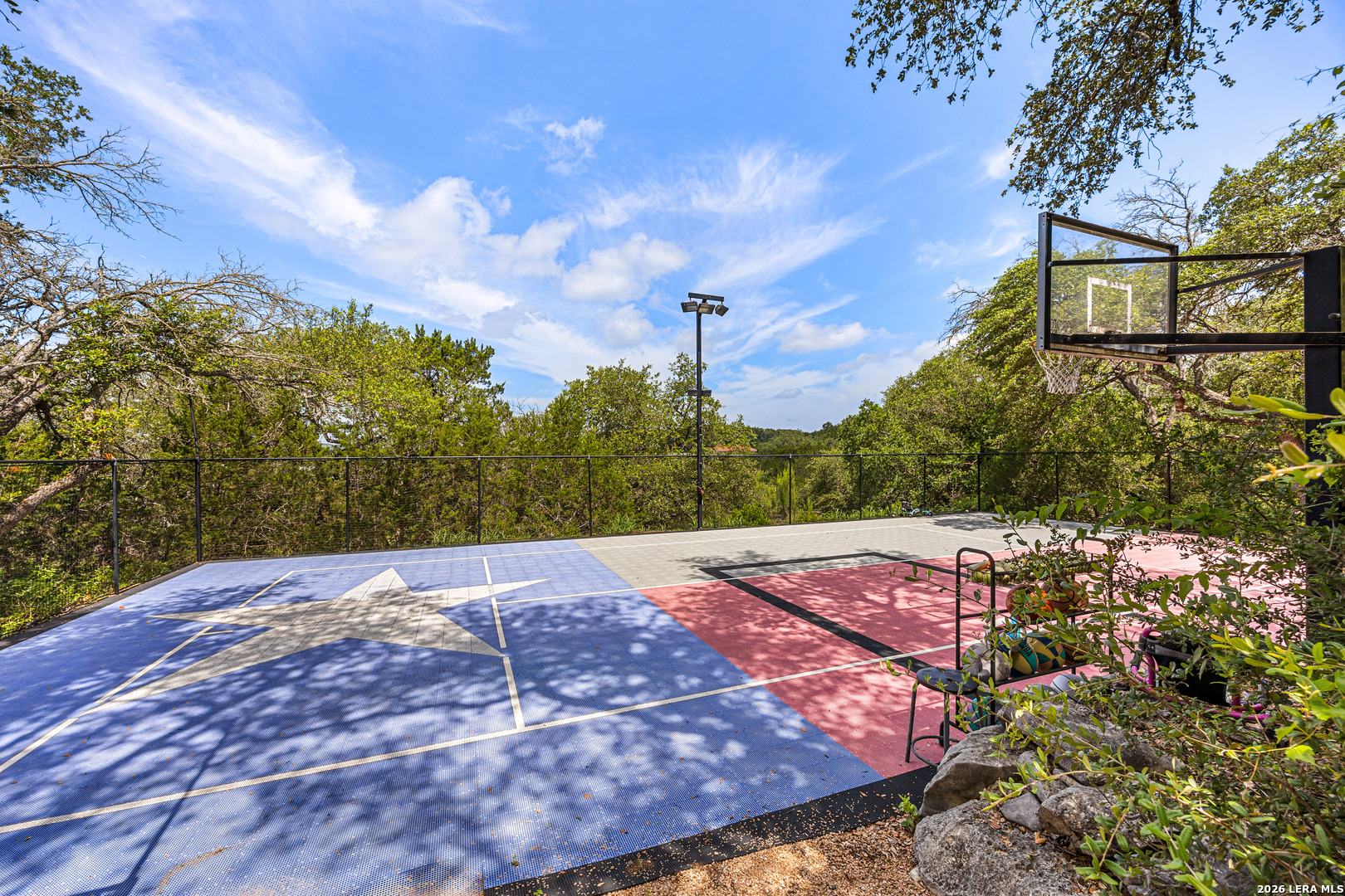 main property photo 49