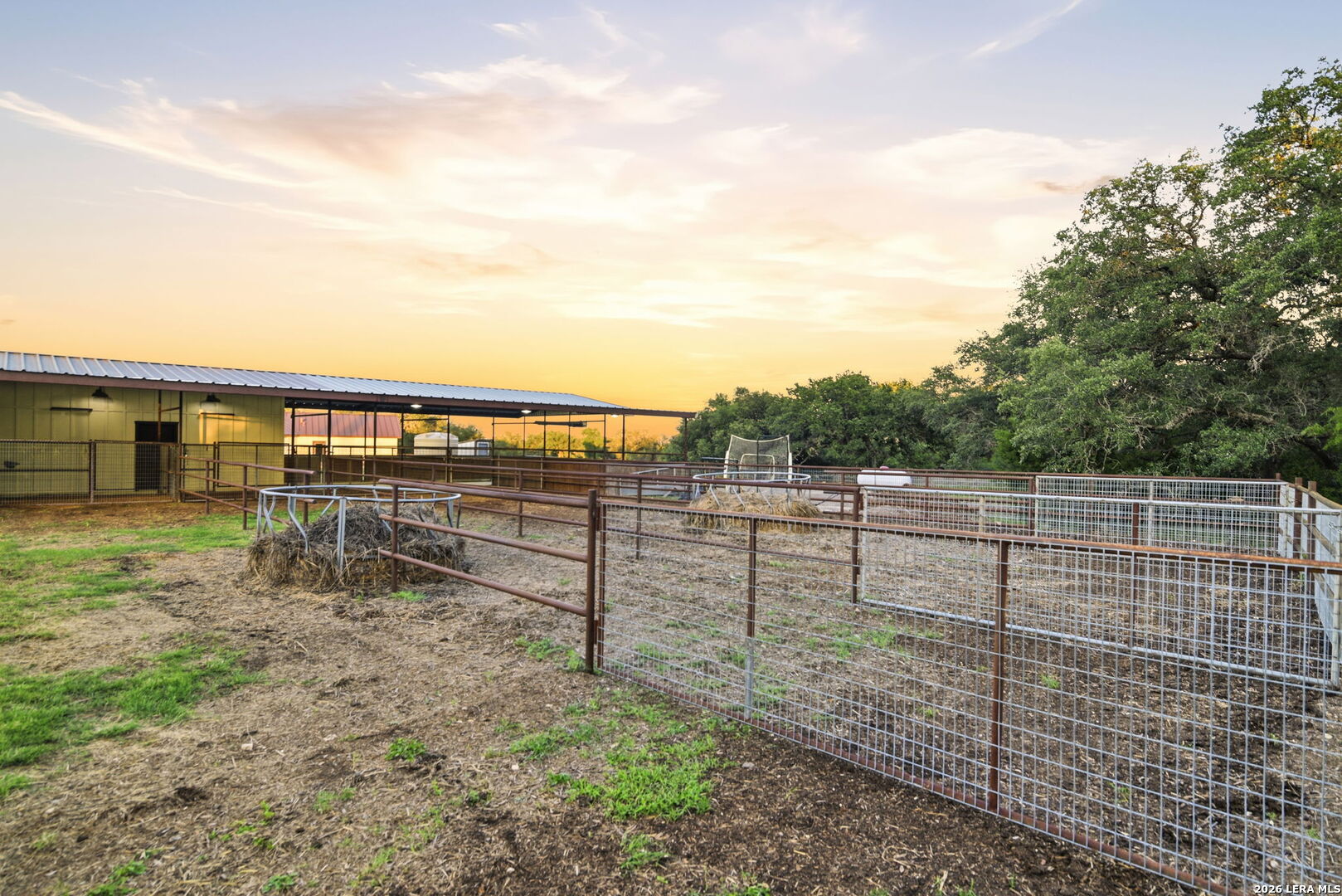 main property photo 39