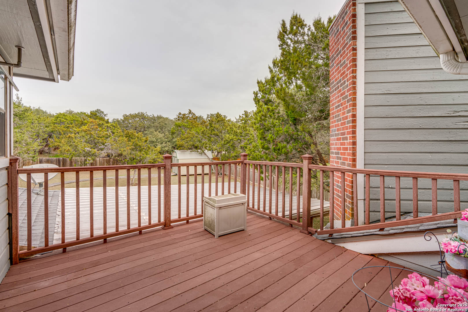 main property photo 18