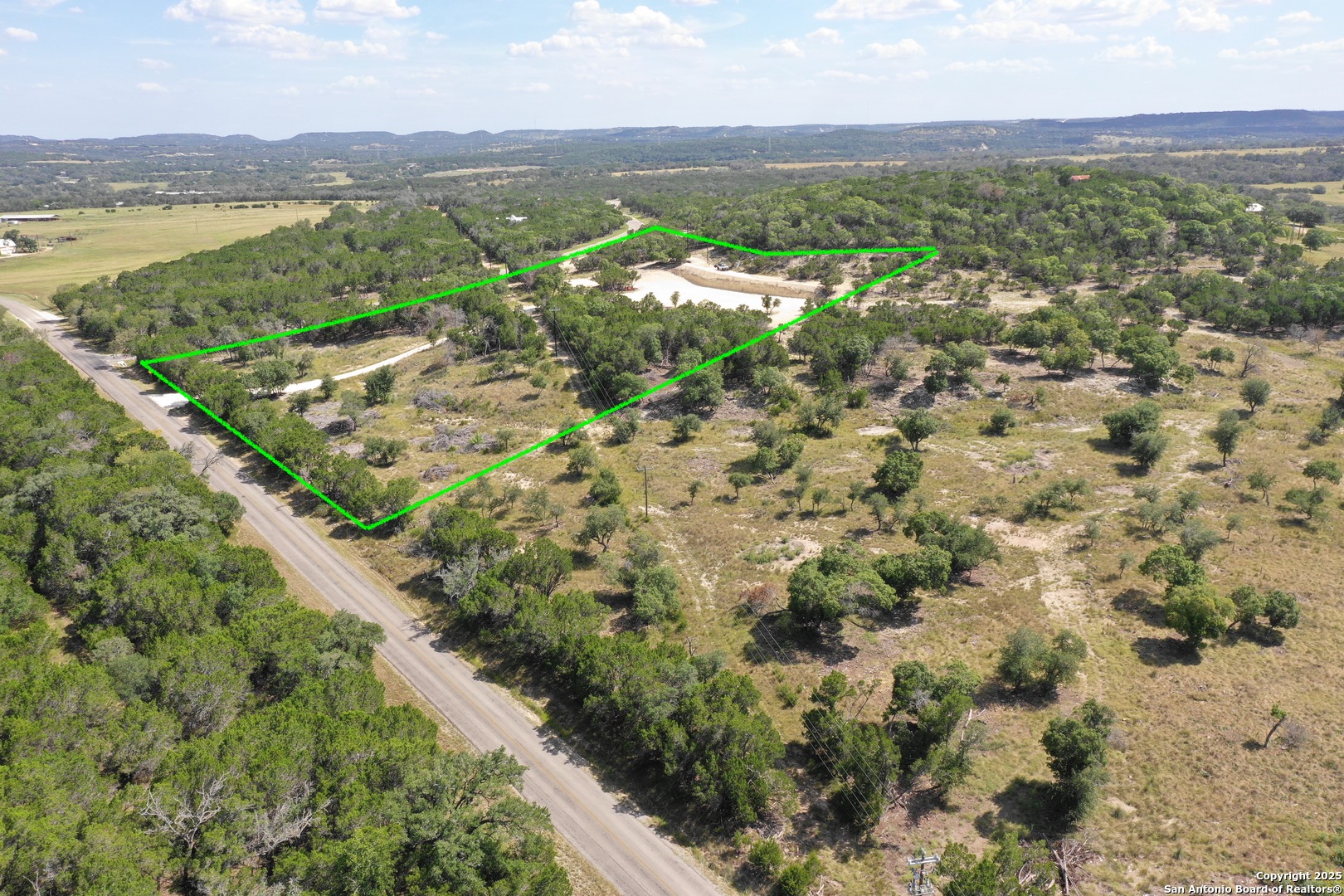 main property photo 32
