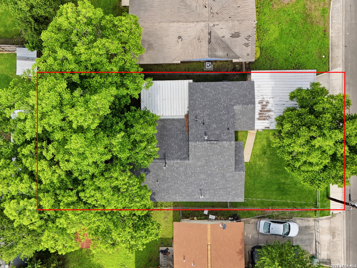main property photo 29