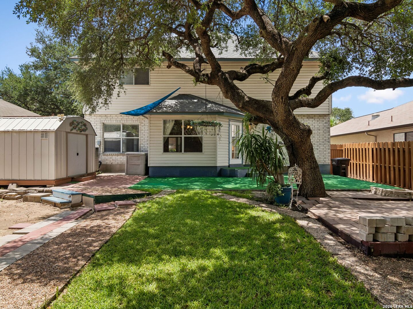 main property photo 27