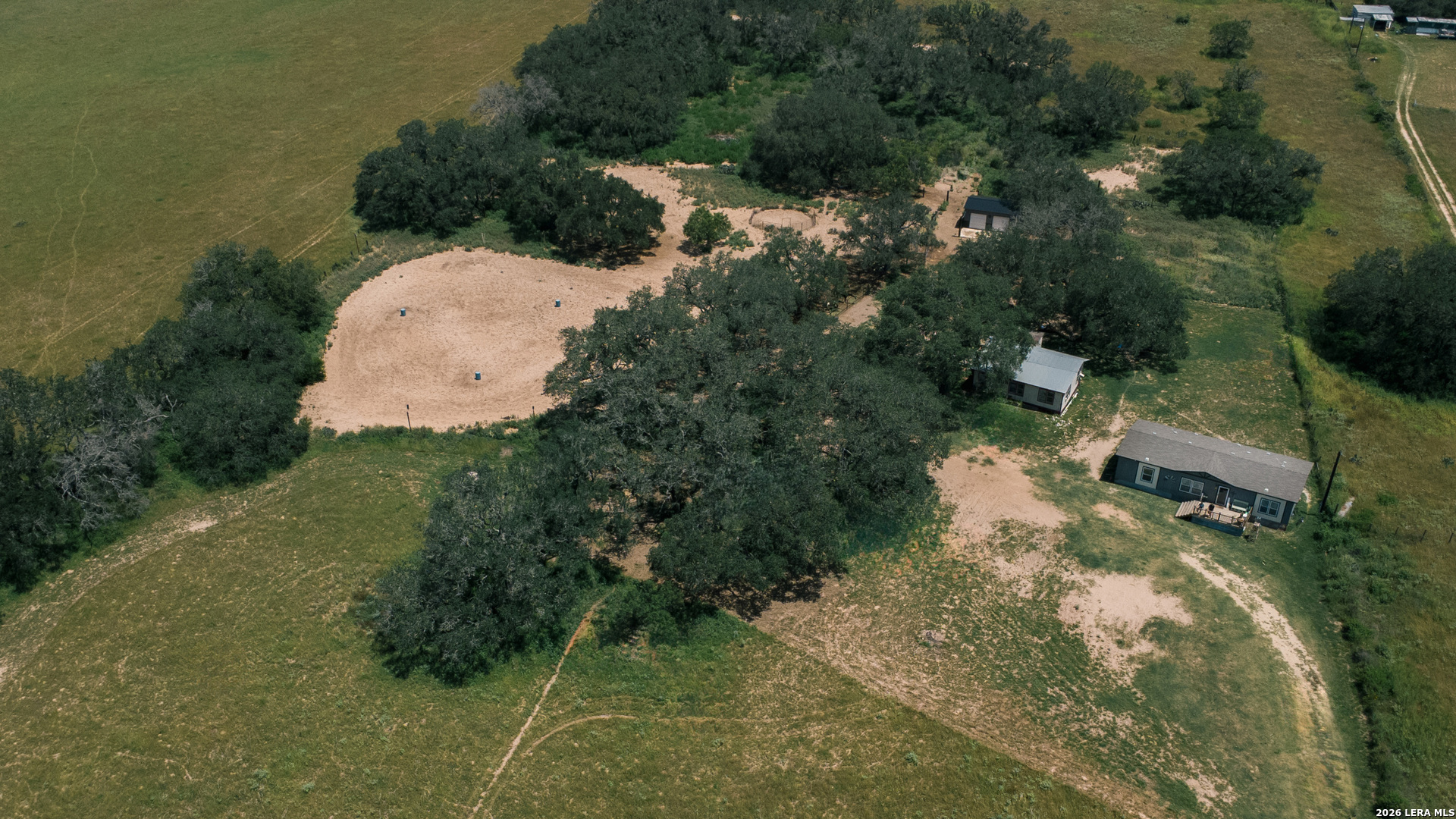 main property photo 5