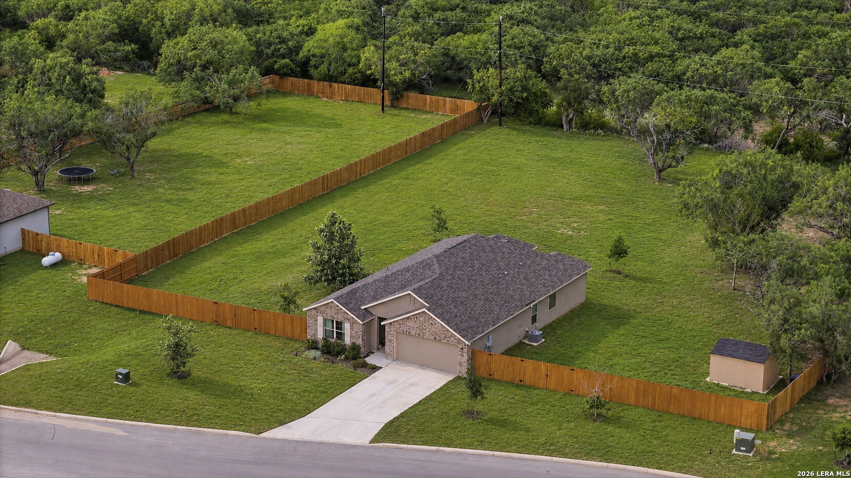 main property photo 35