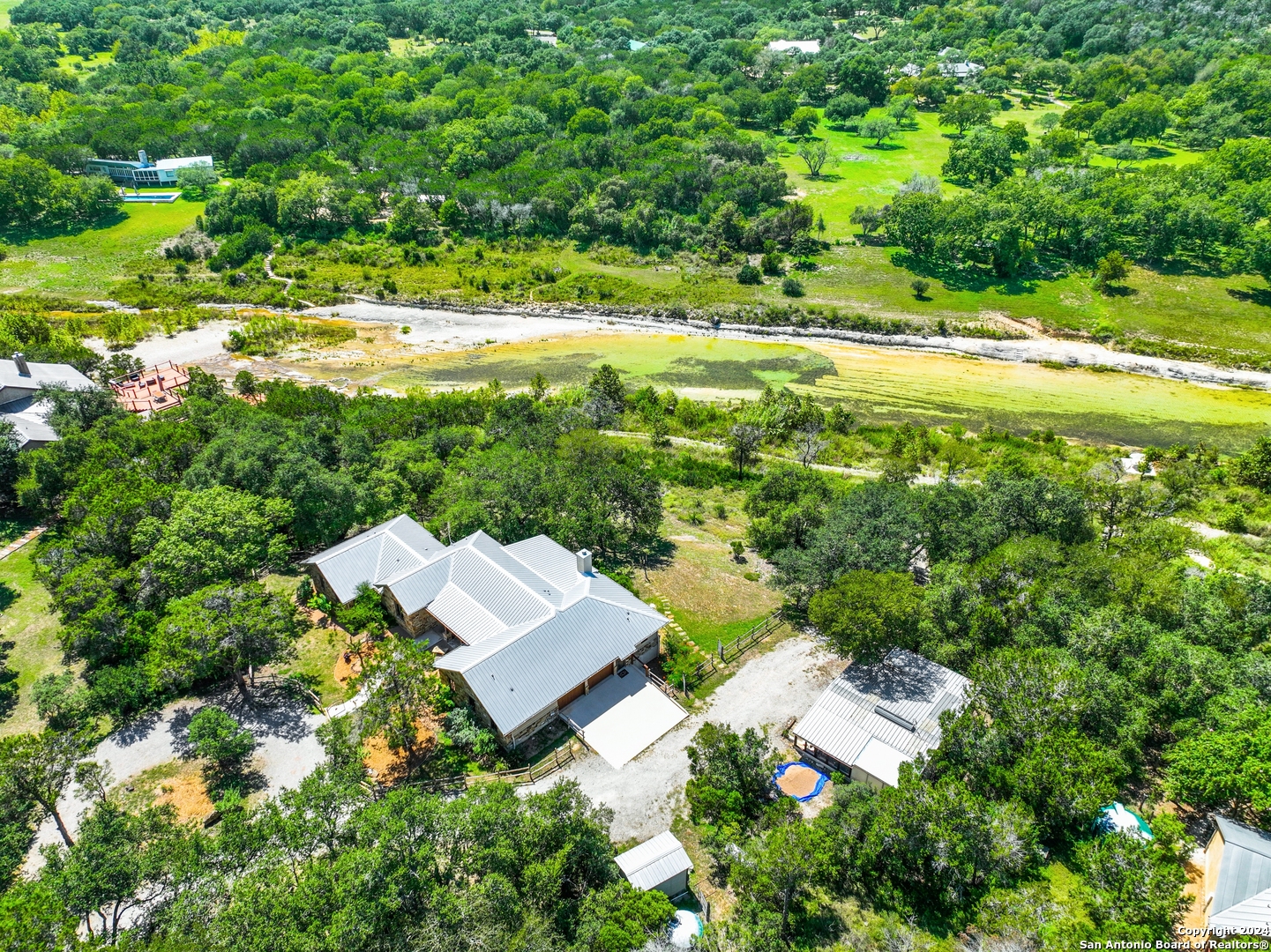 main property photo 34