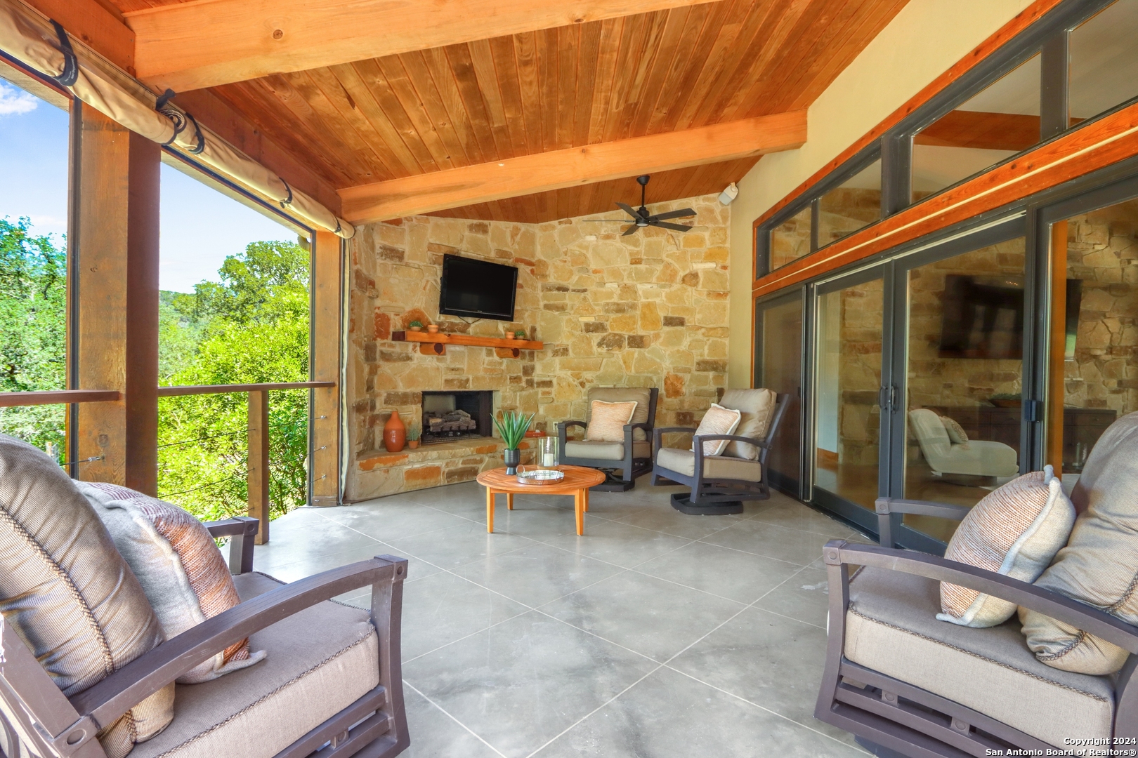 main property photo 48