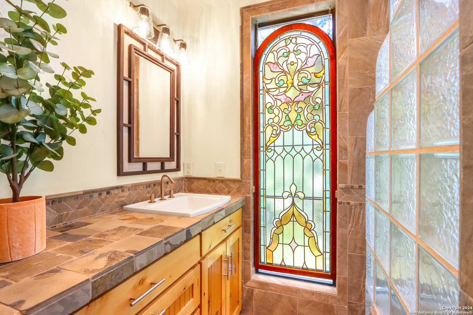 main property photo 63