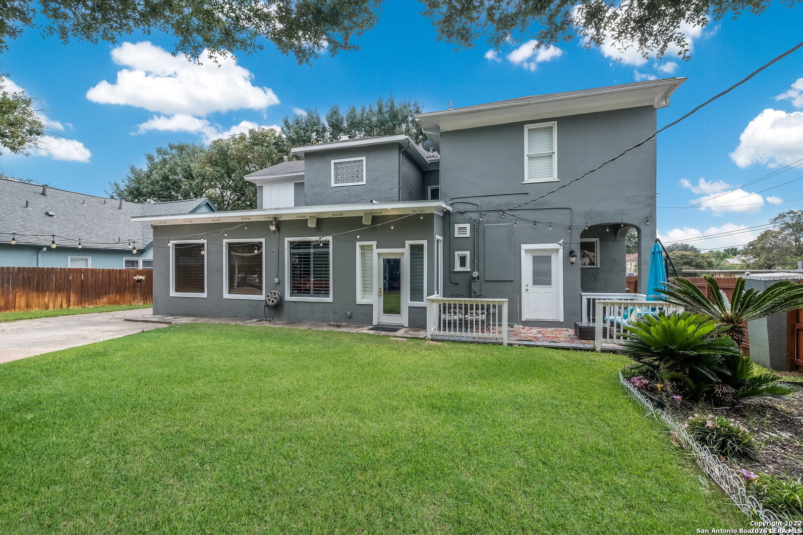 main property photo 30
