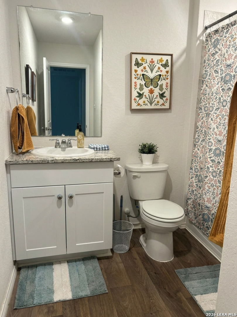 main property photo 8