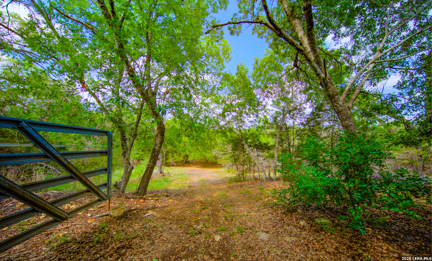 main property photo 27