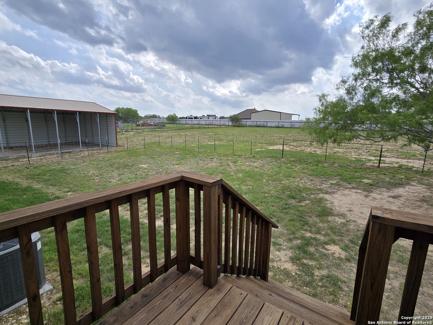 main property photo 10