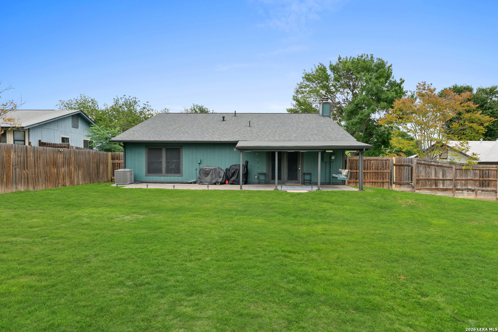 main property photo 23