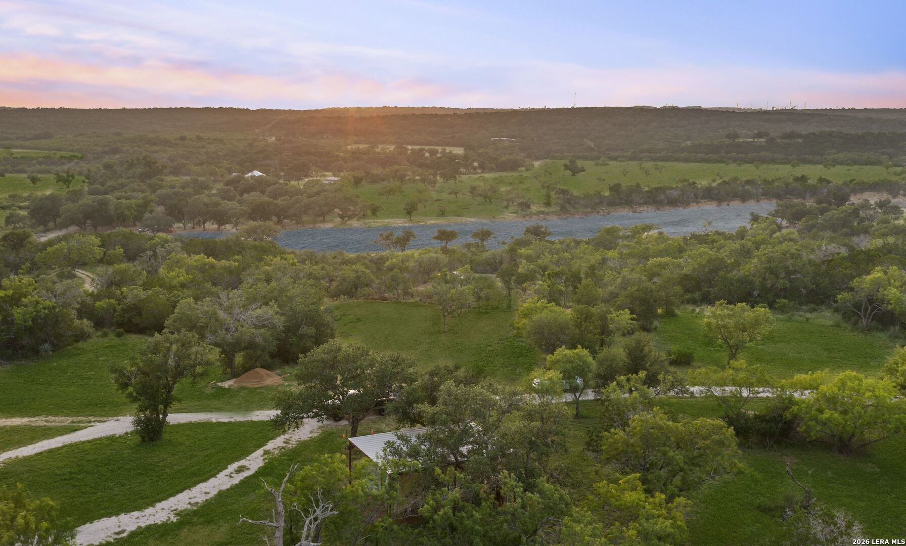 main property photo 24