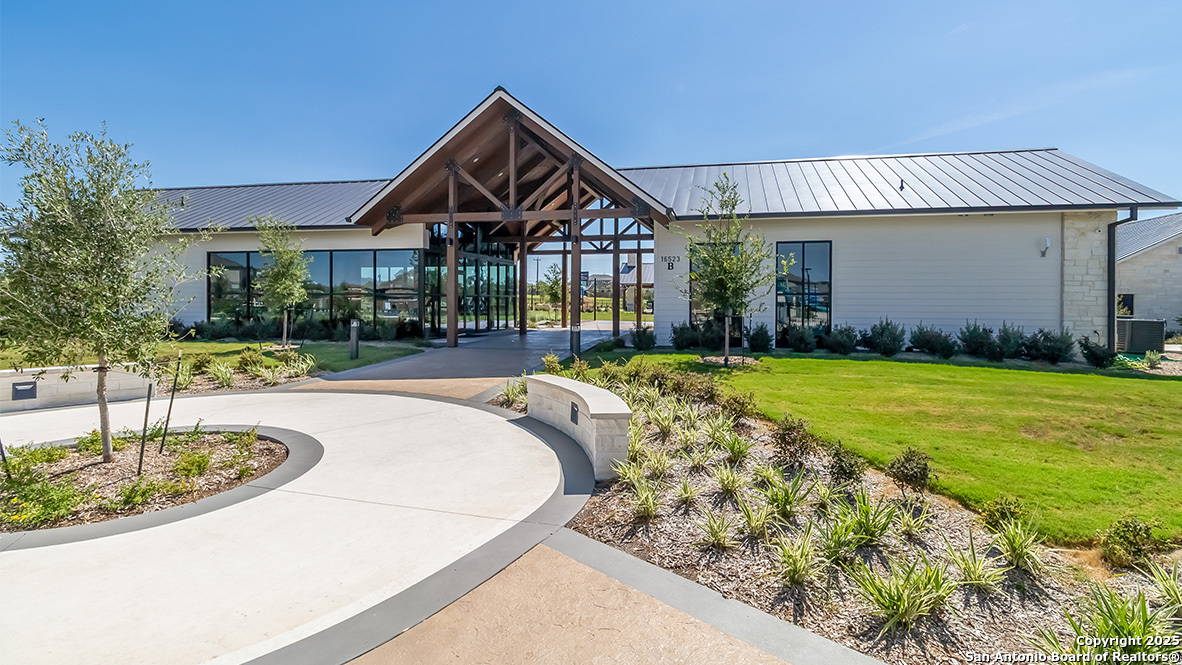 main property photo 49