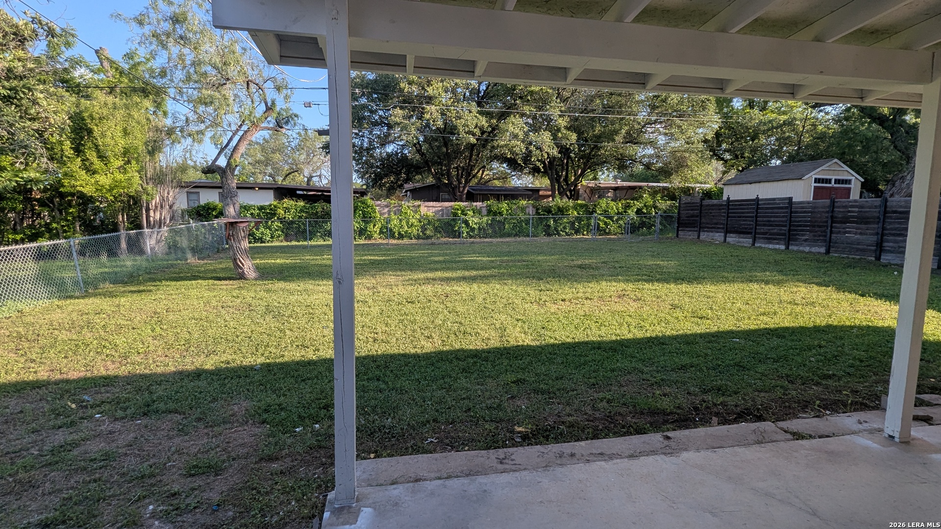 main property photo 20