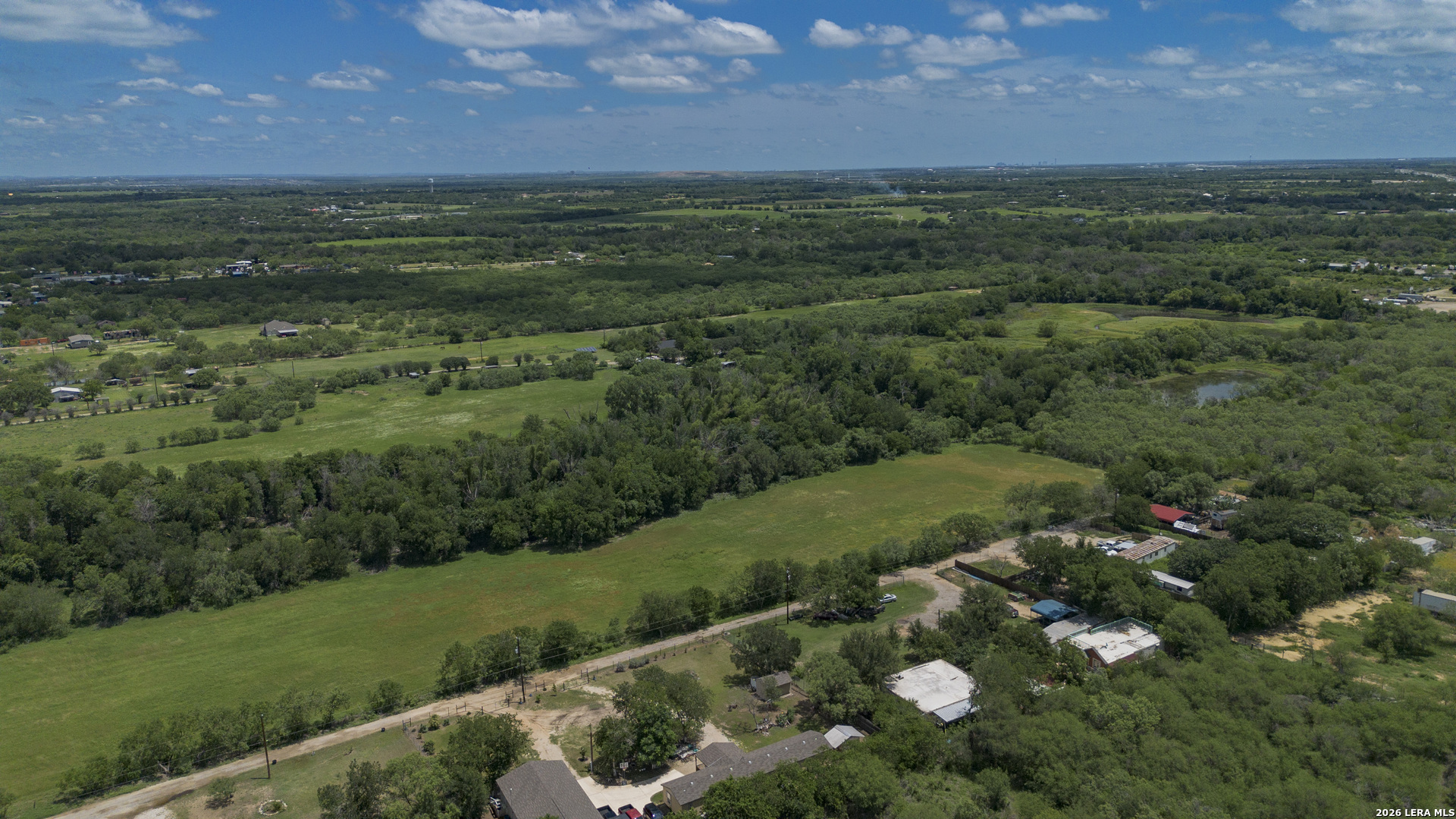 main property photo 14