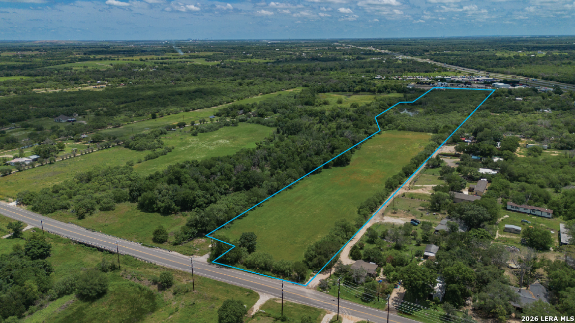 main property photo 4