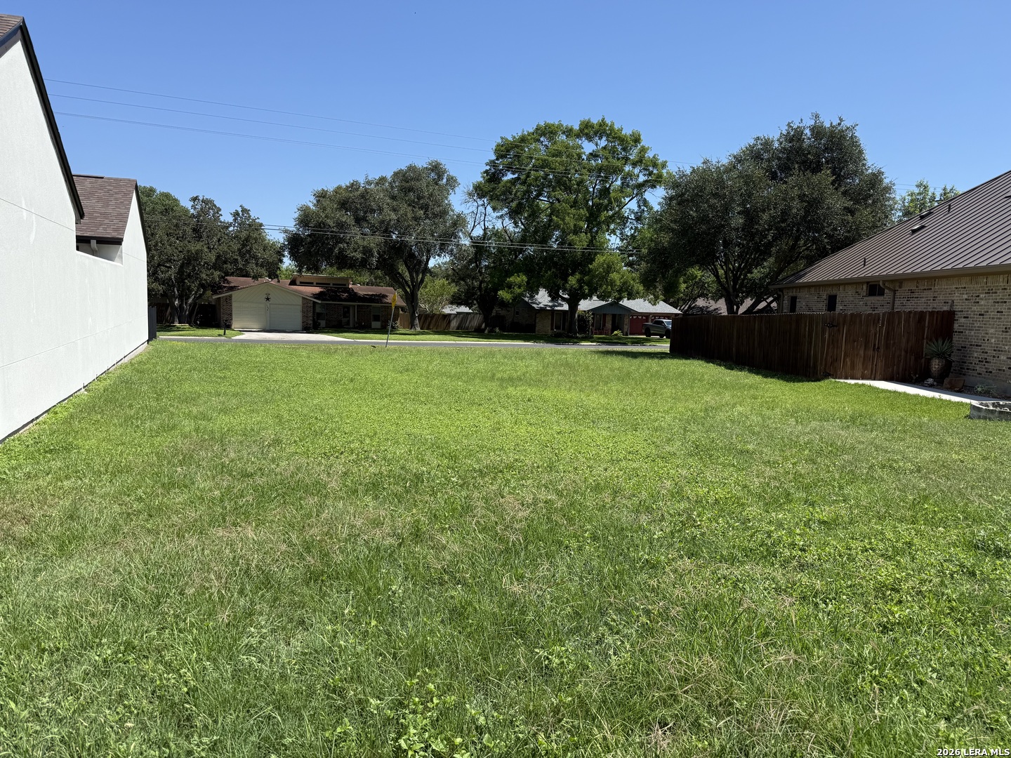 main property photo 7