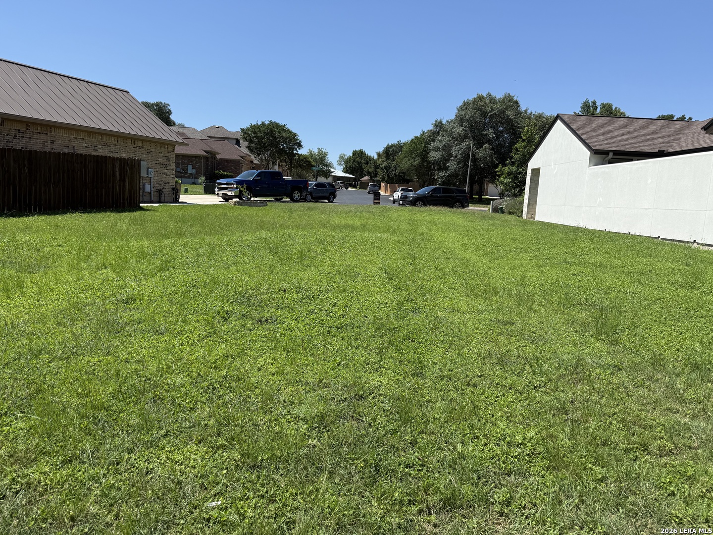 main property photo 8