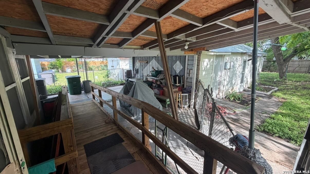 main property photo 14
