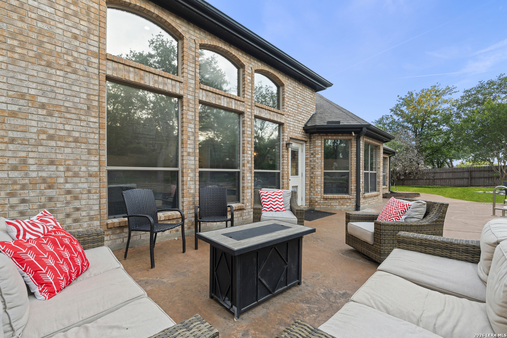 main property photo 50