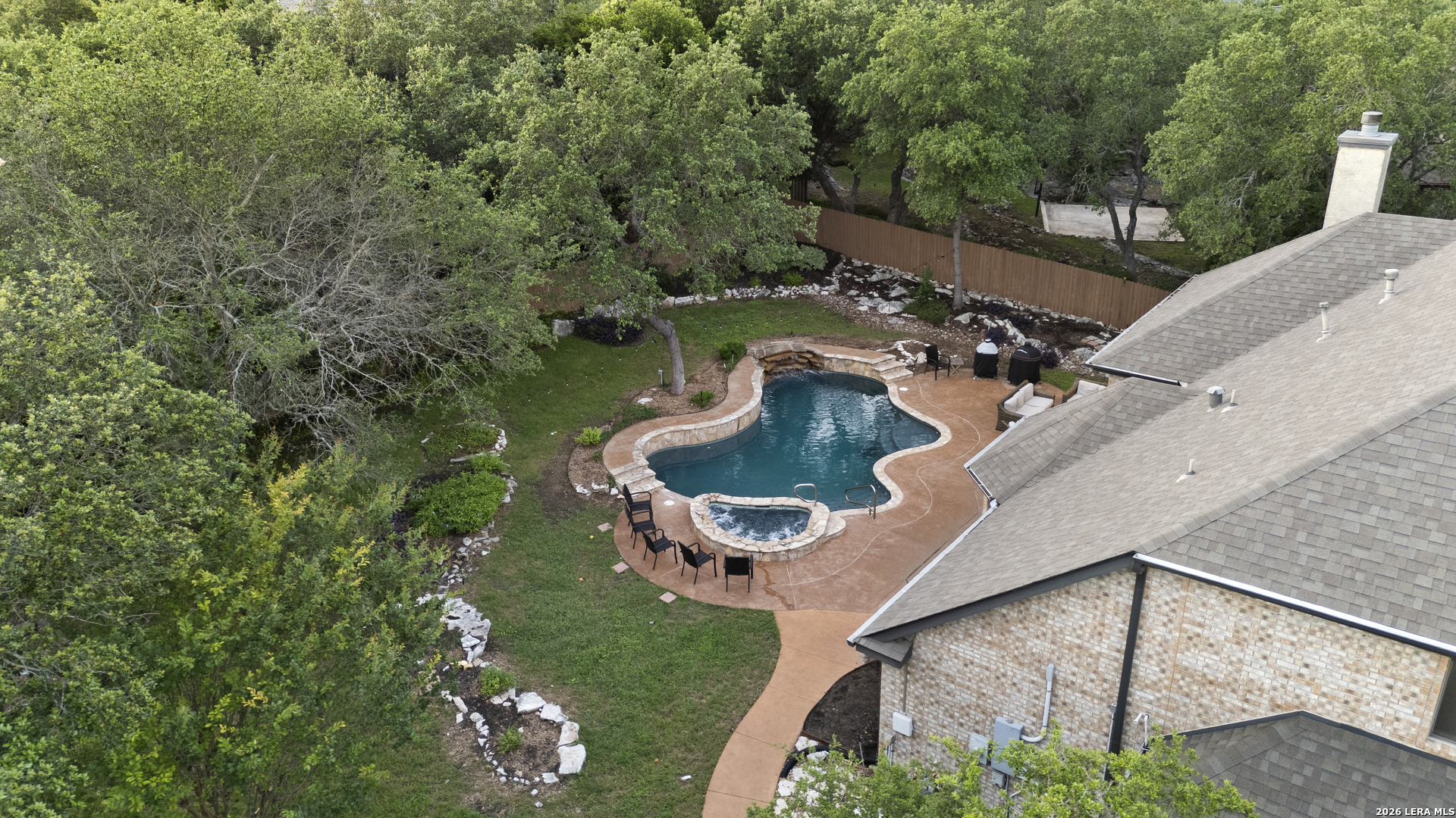 main property photo 77