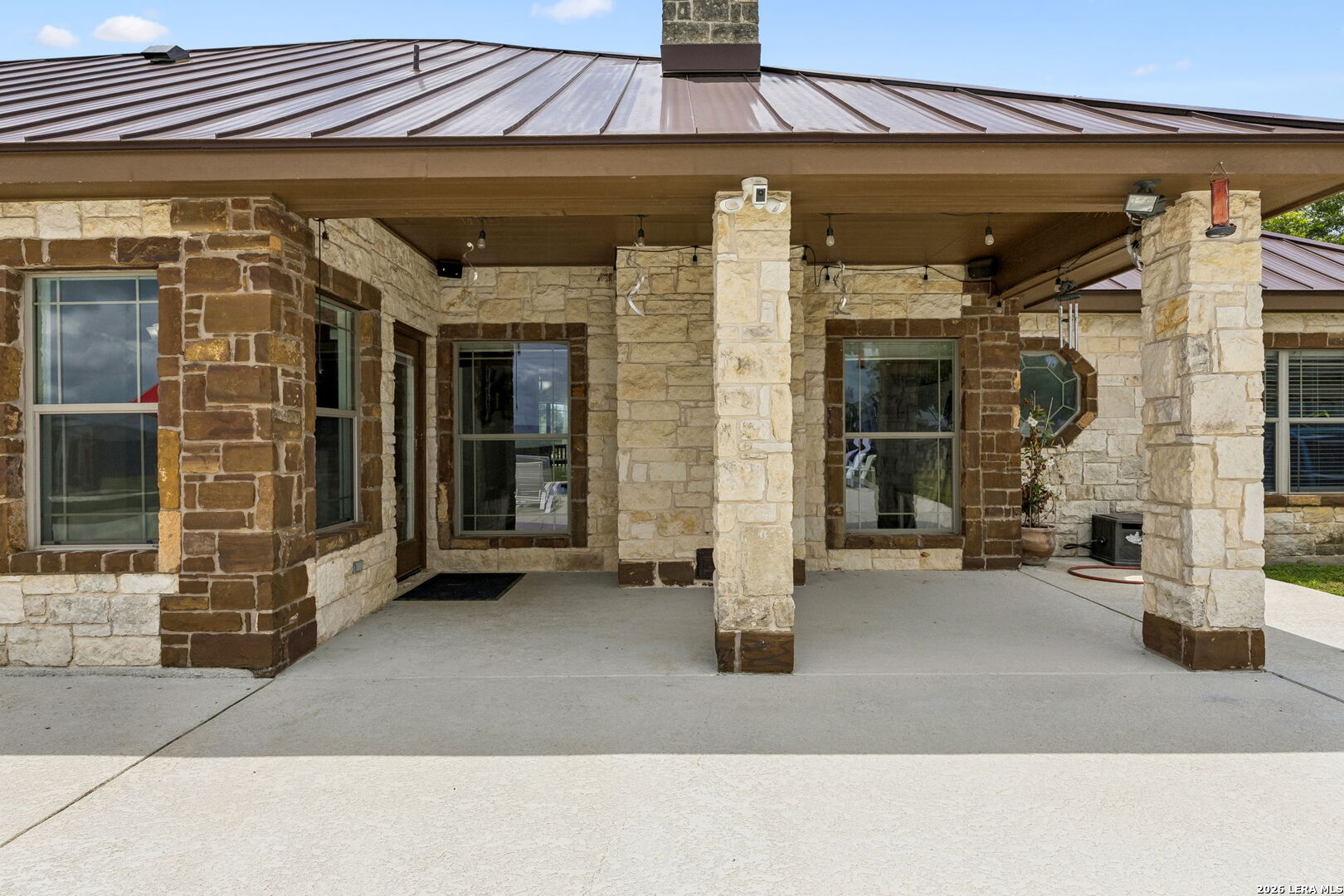 main property photo 48