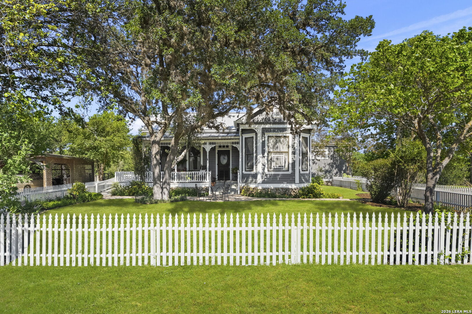 main property photo 4