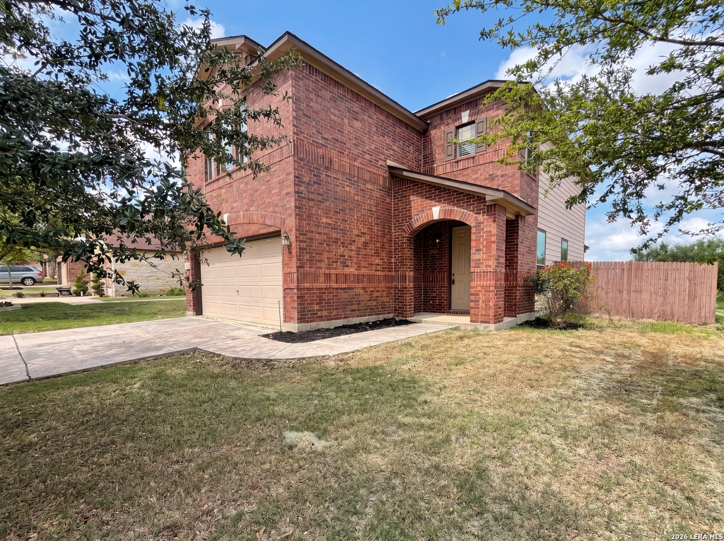 main property photo 16