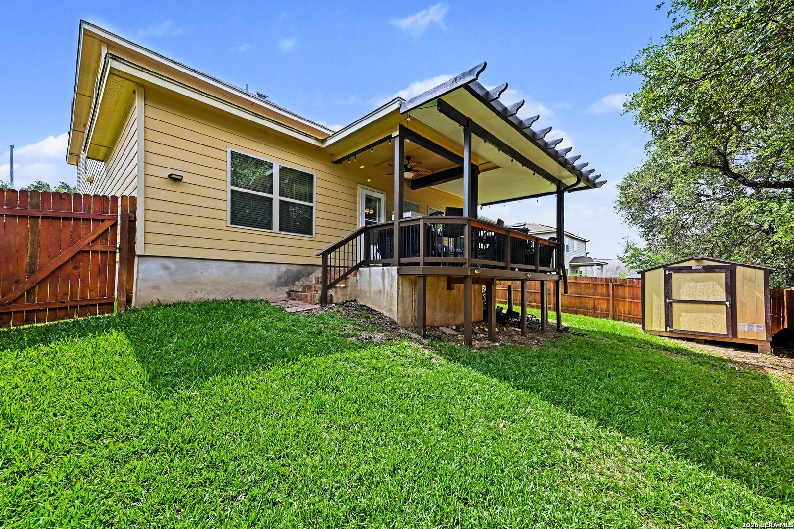 main property photo 29