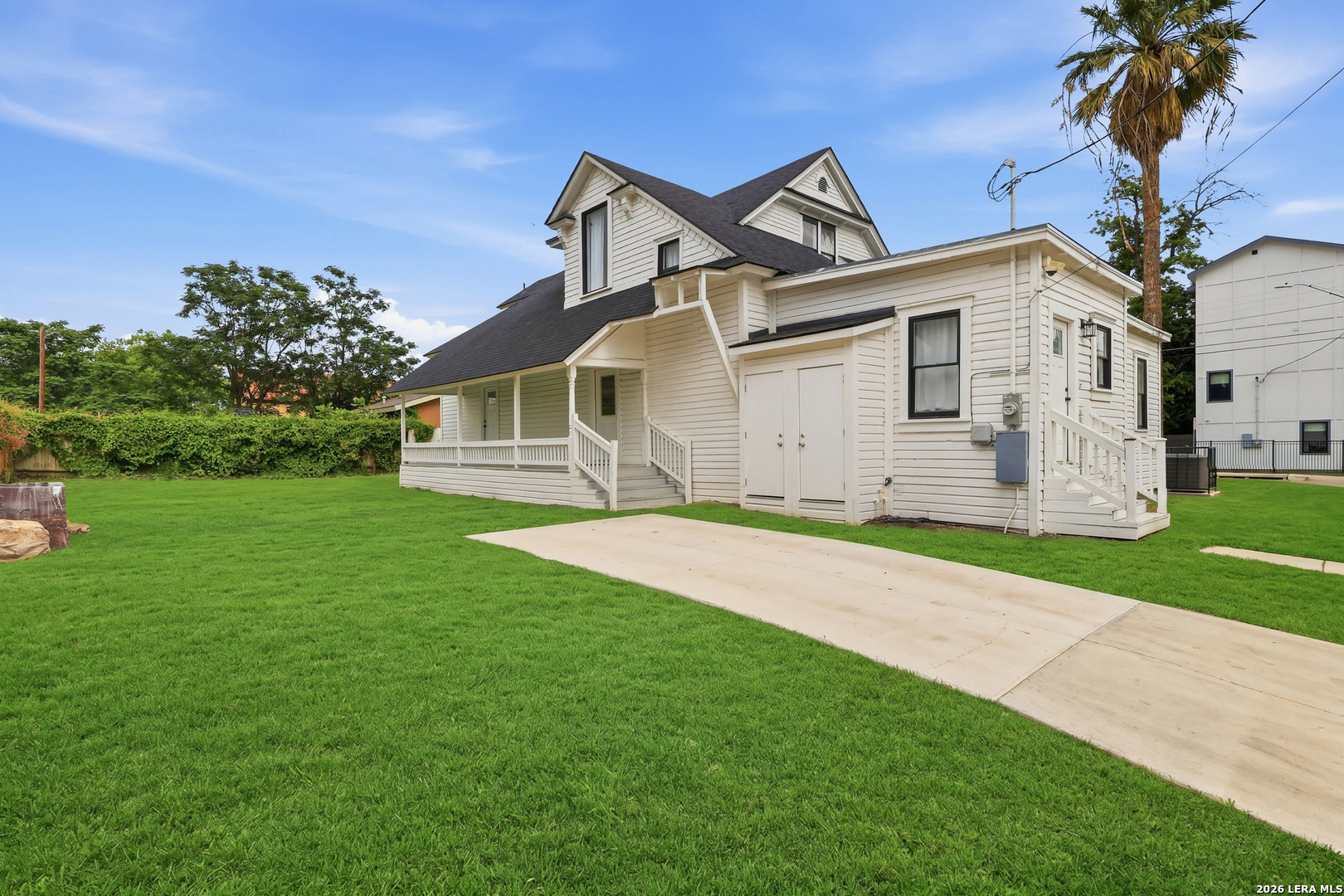 main property photo 34