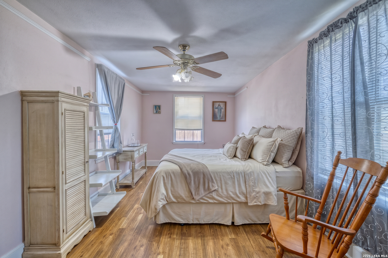 main property photo 18