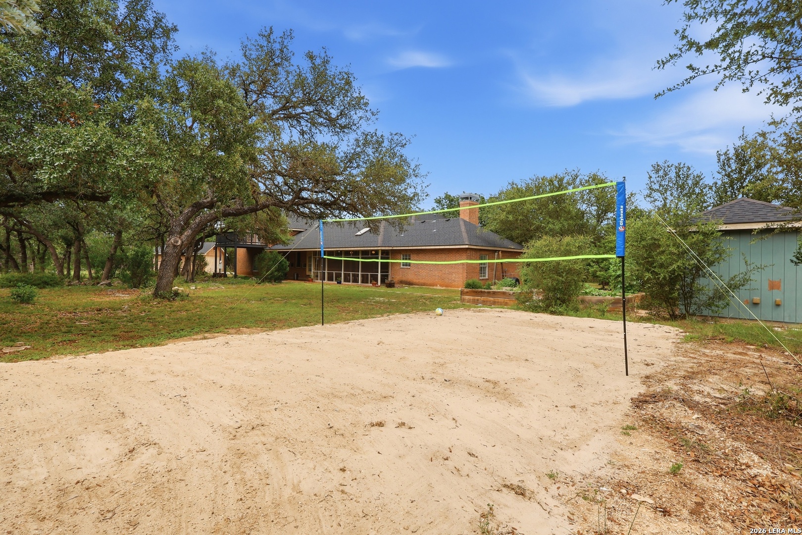 main property photo 38