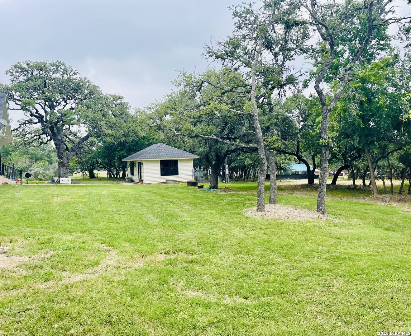 main property photo 26