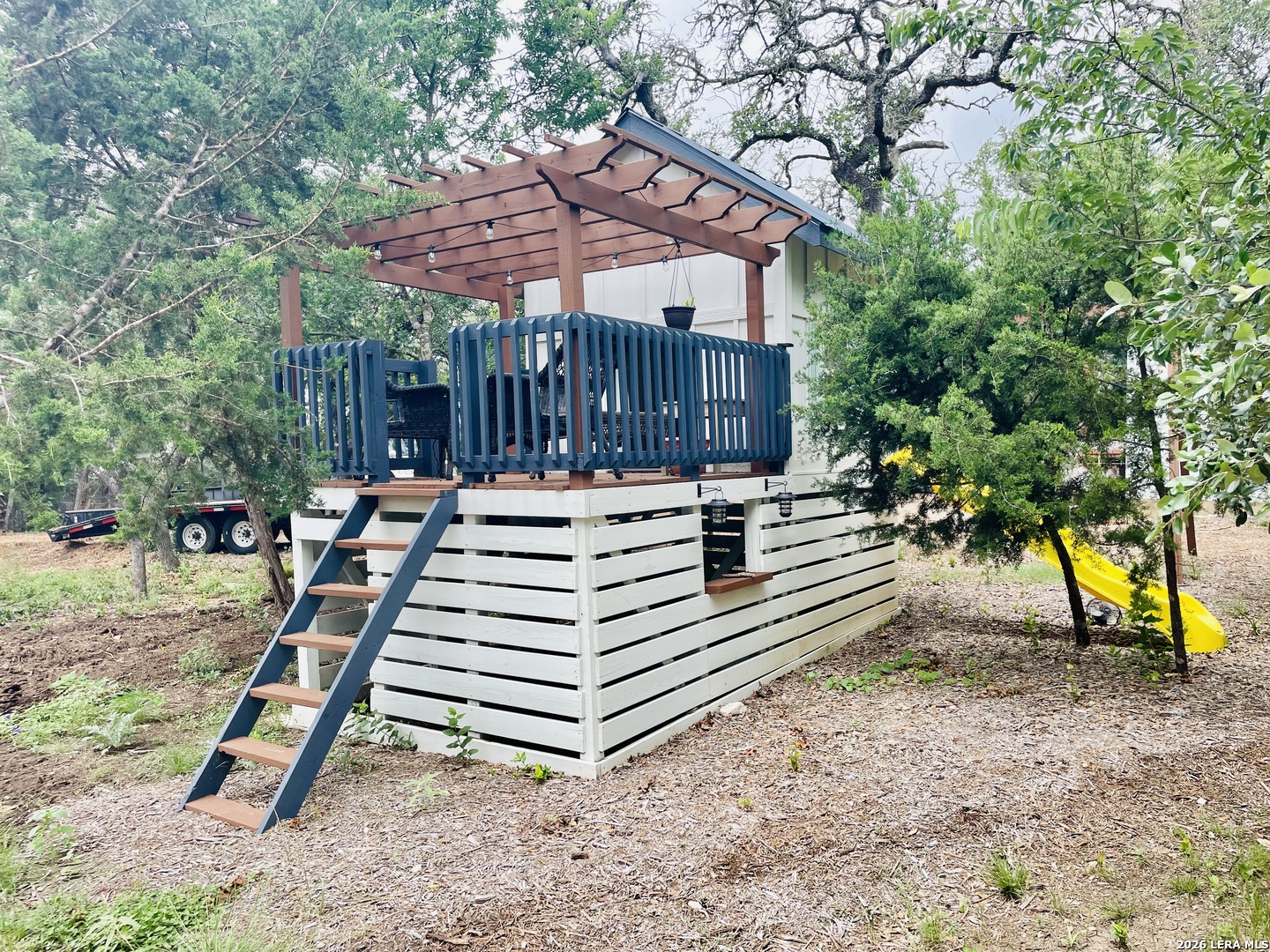 main property photo 29