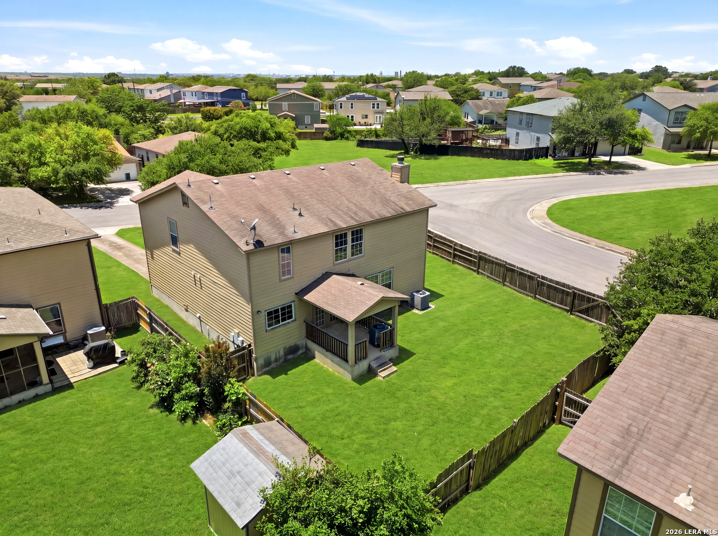main property photo 26