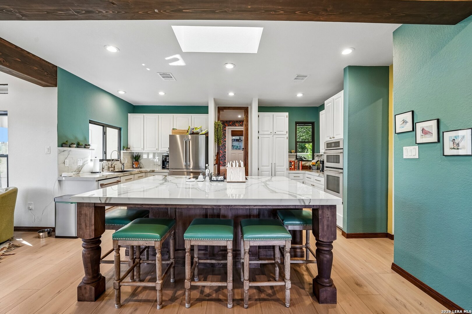 main property photo 11
