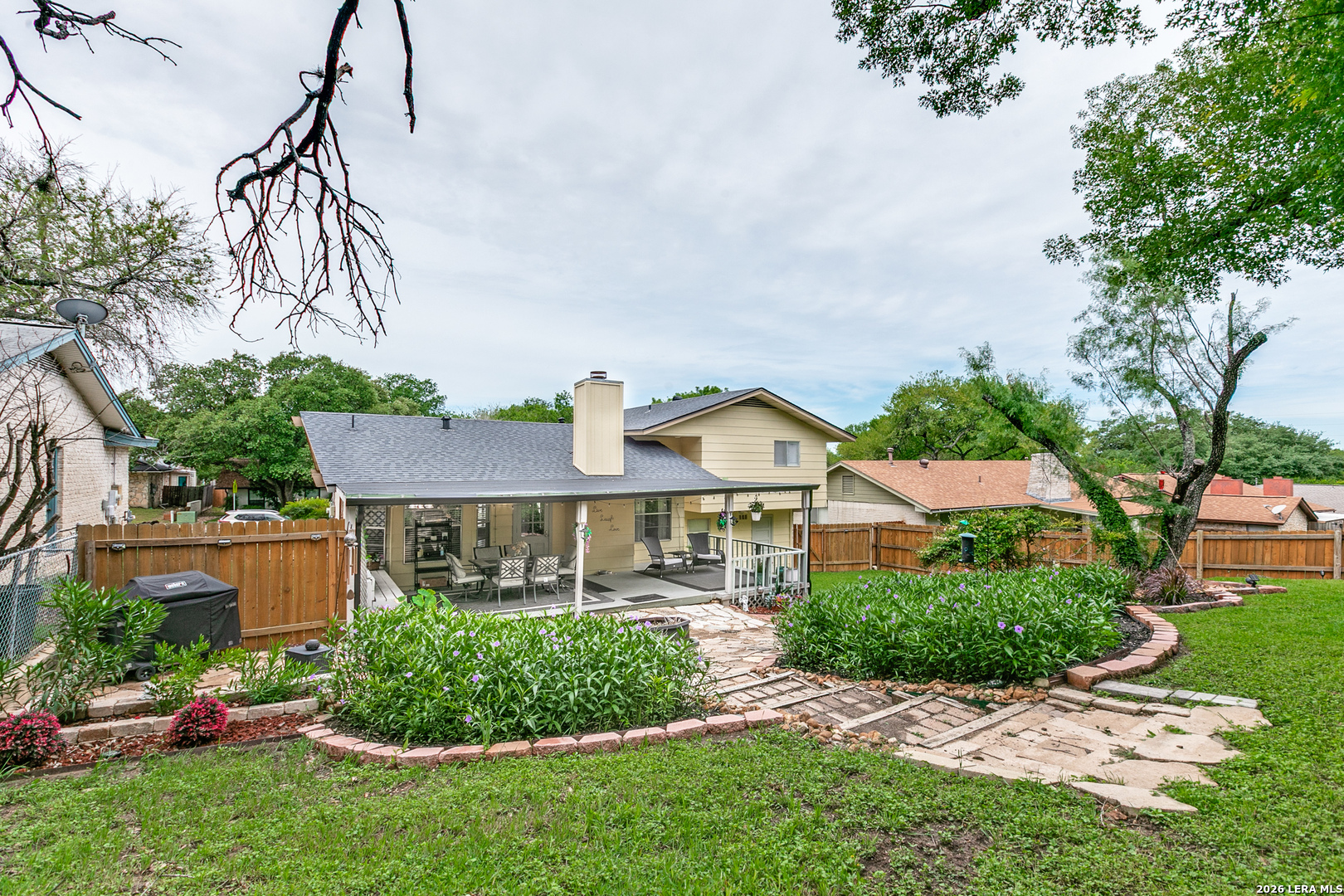 main property photo 19